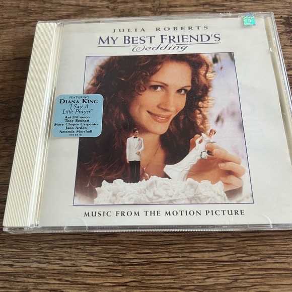 Julia Roberts | Music from My Best Friends Wedding | Vintage Music CD - Picture 1 of 3